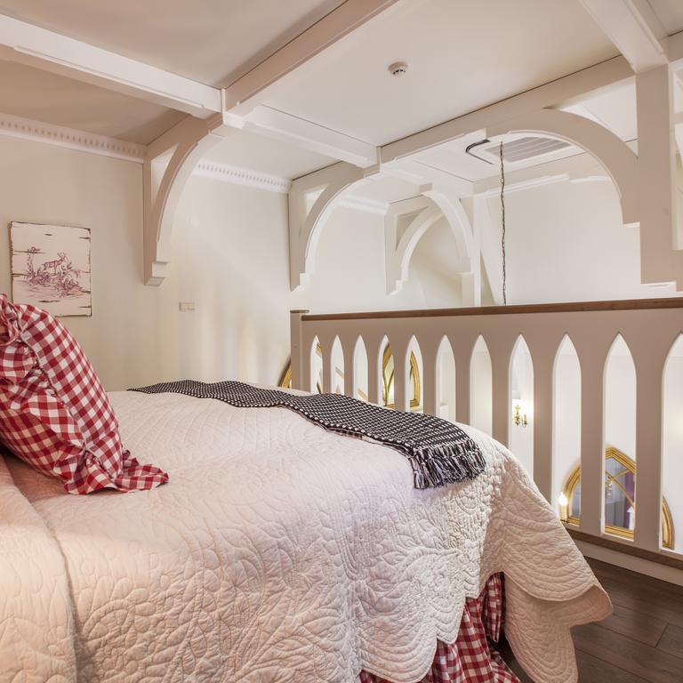 Amade Chateau Vrakúň Esterno foto
